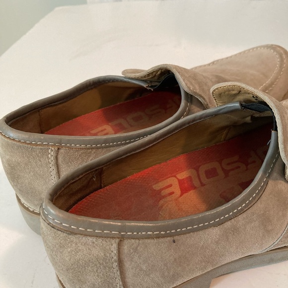 HUSH PUPPIES Men's Grey Suede Reminisce Penny Loafer Style Size US 8.5 GUC - Picture 12 of 16